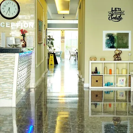Hotel Blue Palace